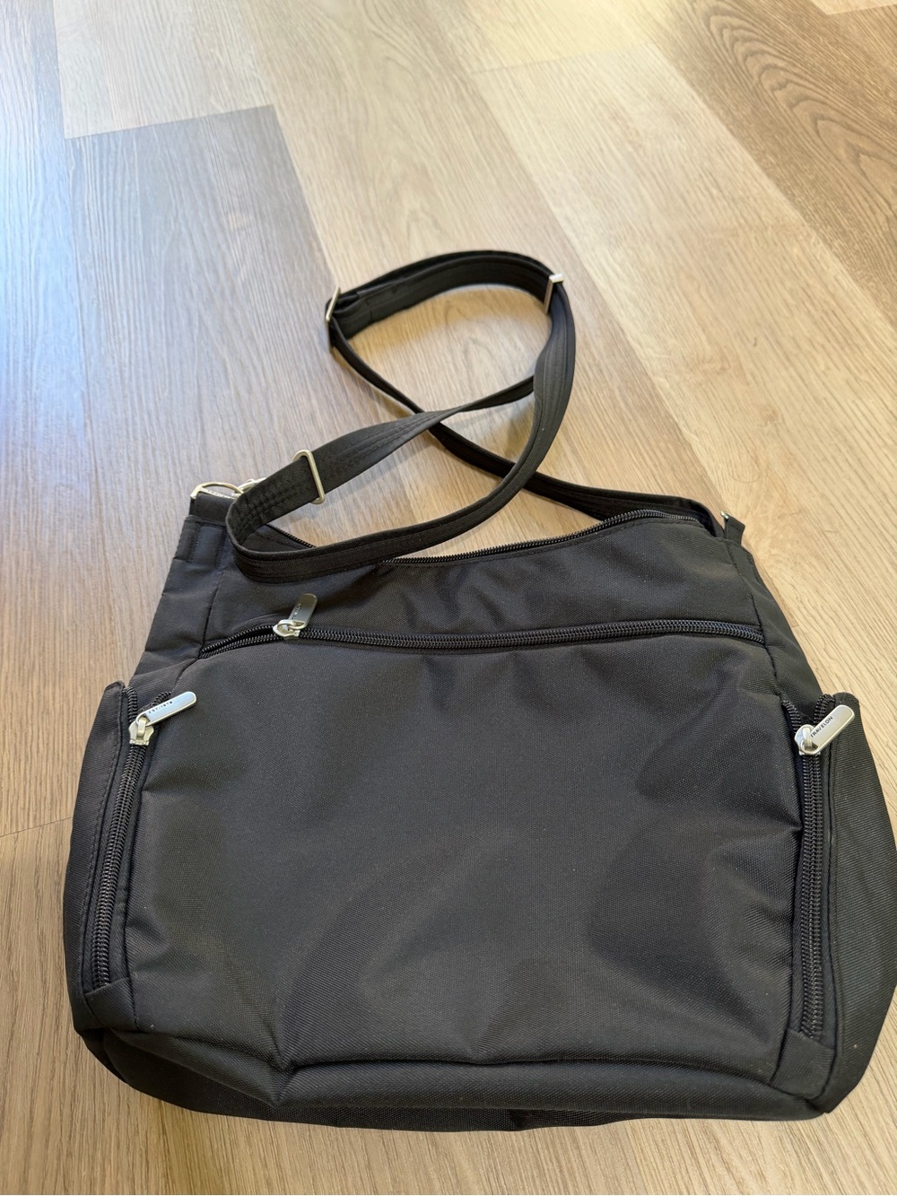 Travelon Black Crossbody Messenger Bag - Classic Everyday Carry
